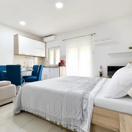Apartments Diora Seline Exterior photo