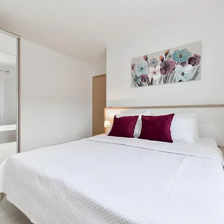 Apartments Diora Seline Exterior photo