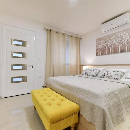 Apartments Diora Seline Exterior photo