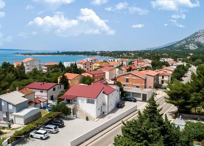 Apartments Diora