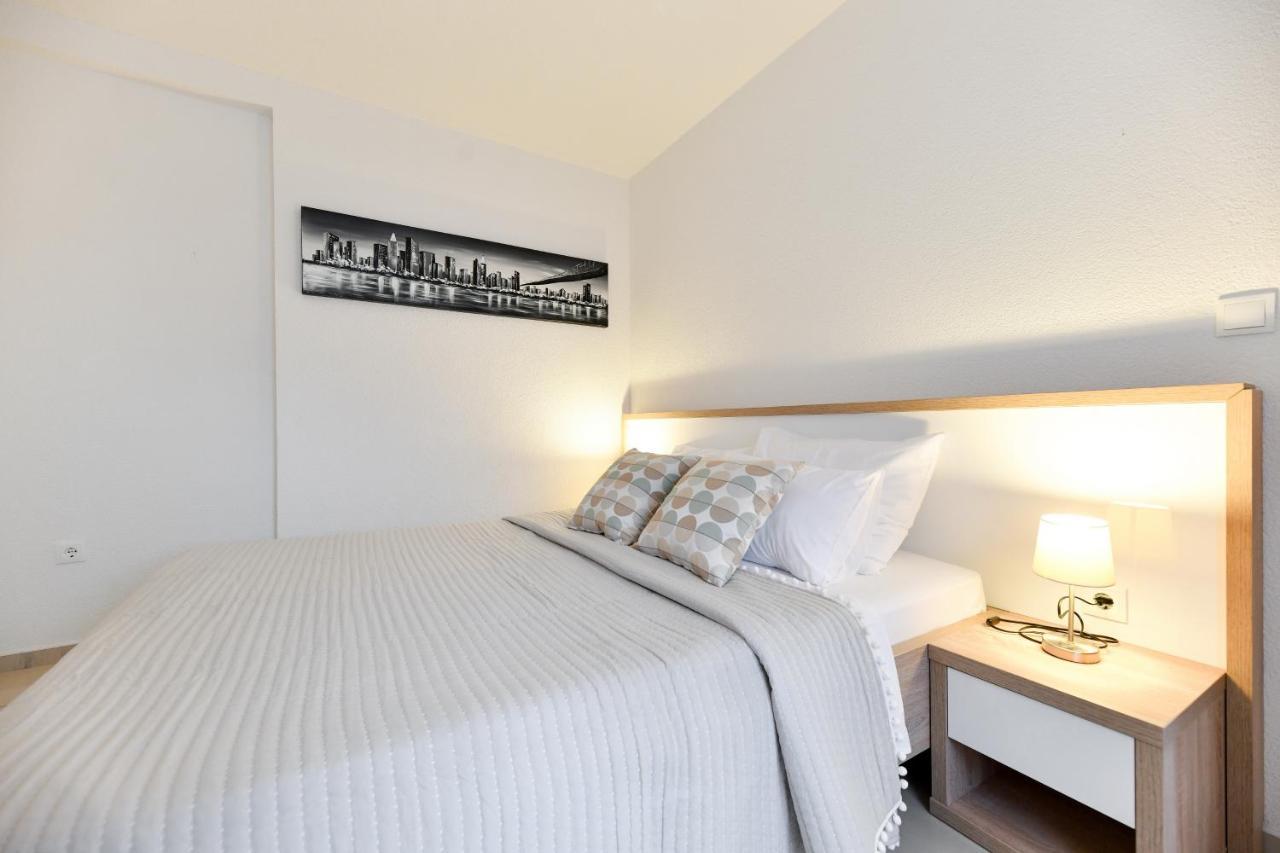 Diora Apartment