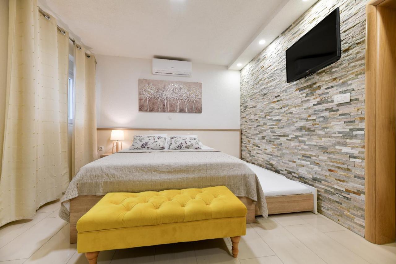Diora Apartment Seline