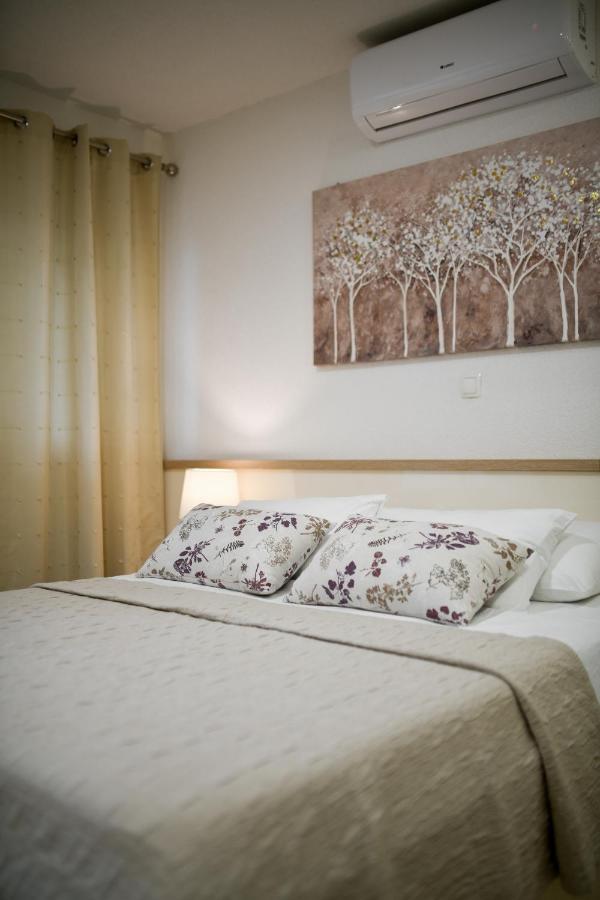 Apartment Diora *